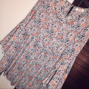 UMGEE Trumpet Sleeve Floral Dress